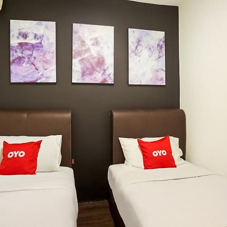 Oyo 90460 Hotel Kl2F Rest & Go Shah Alam Exterior foto