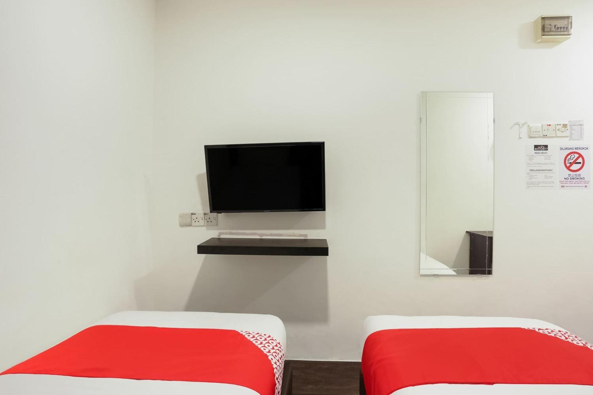 Oyo 90460 Hotel Kl2F Rest & Go Shah Alam Exterior foto