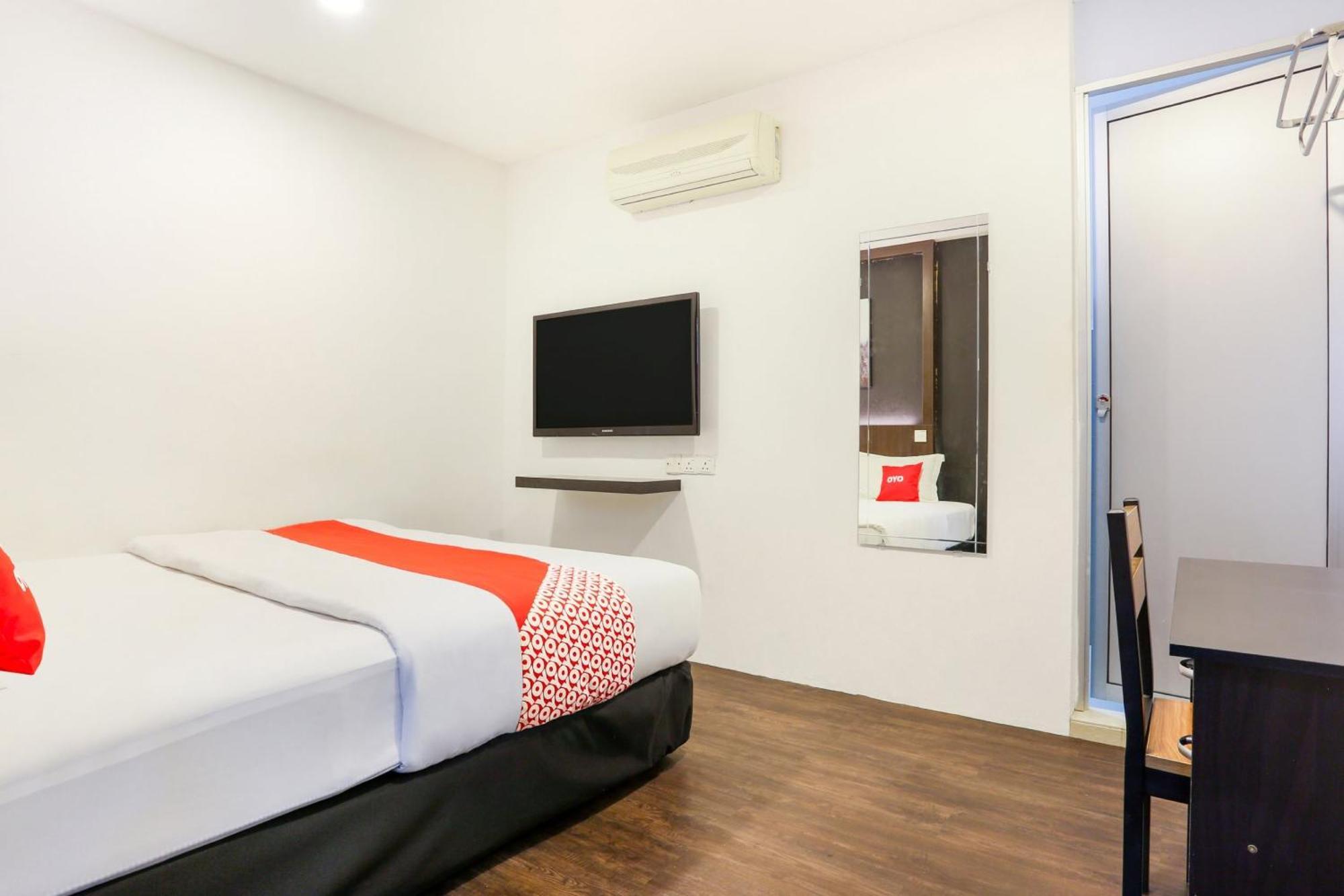 Oyo 90460 Hotel Kl2F Rest & Go Shah Alam Exterior foto